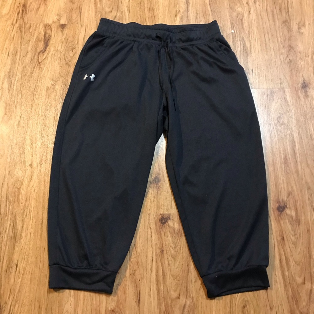 Under armor Capri pants size large